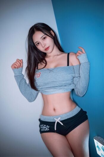 Full leaked Asian studio gallery private onlyfans photo