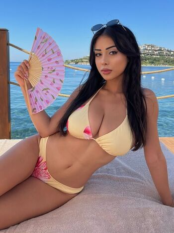 Full leaked Aslihel page private onlyfans photo