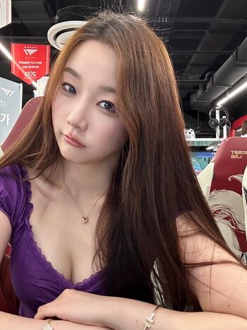 Athena Jiang