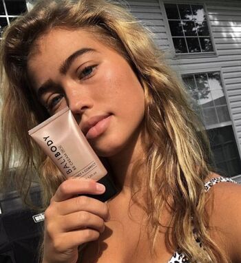 Augustwinstead / August Winstead