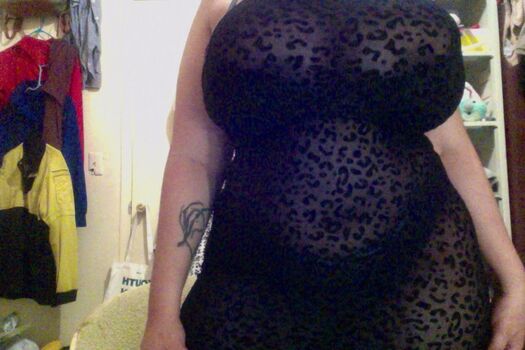 Full leaked Auntynajaa private onlyfans photo