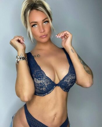 Full leaked Aurelie dotremont private onlyfans photo