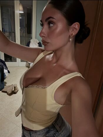 Full leaked Auri urso private onlyfans photo