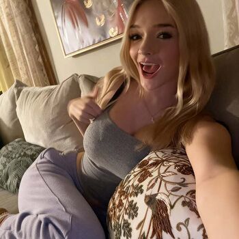 Full leaked Babydollxl / private onlyfans photo