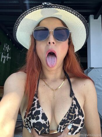 Full leaked Avislovee private onlyfans photo