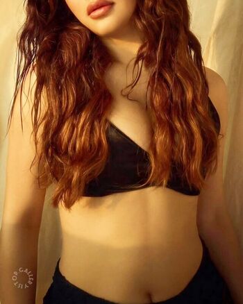 Full leaked Avneet kaur page private onlyfans photo