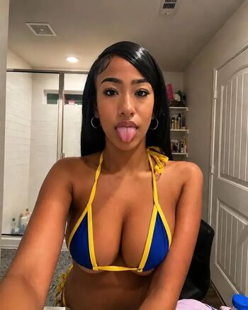 Full leaked Aya tanjali private onlyfans photo