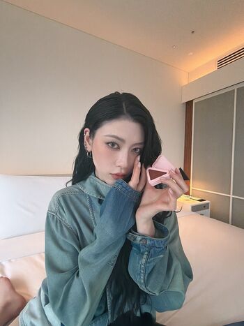 Ayaka Miyoshi