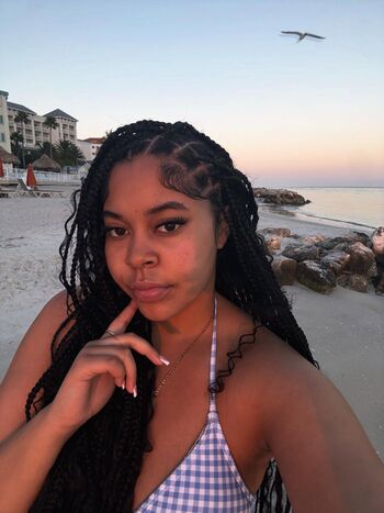 Full leaked Ayoo londyn private onlyfans photo