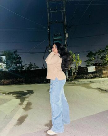 Full leaked Ayushi bhardwaj page private onlyfans photo