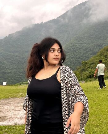 Full leaked Ayushi bhardwaj private onlyfans photo