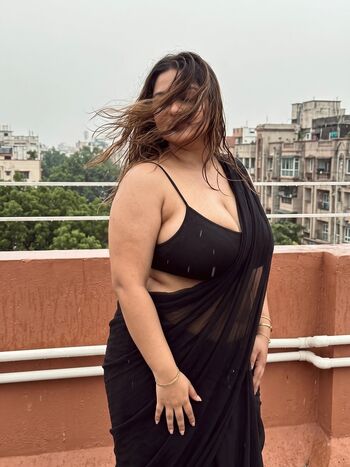 Full leaked Ayushi sharma page private onlyfans photo