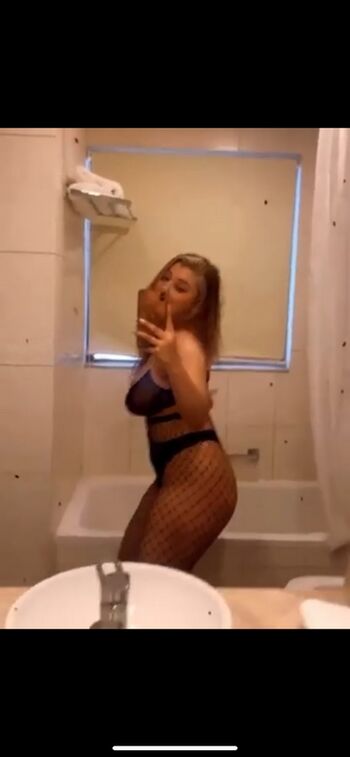 Full leaked Ayushma rani private onlyfans photo