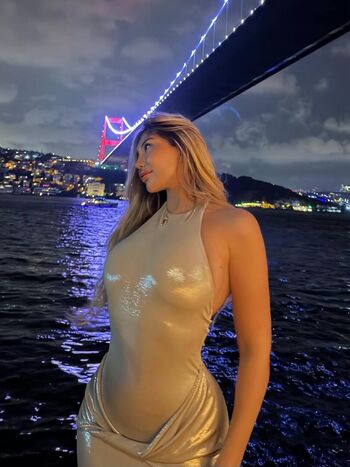 Full leaked Ayysee page private onlyfans photo