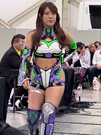 Full leaked Sophie logan/ private onlyfans photo