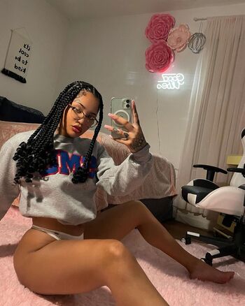 Full leaked Azraqblue private onlyfans photo