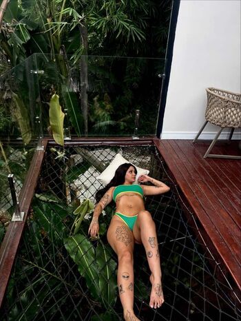 Full leaked Omi kero gibson/ private onlyfans photo