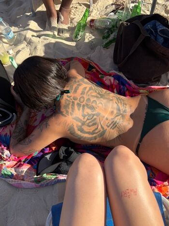 Full leaked Evaa / private onlyfans photo