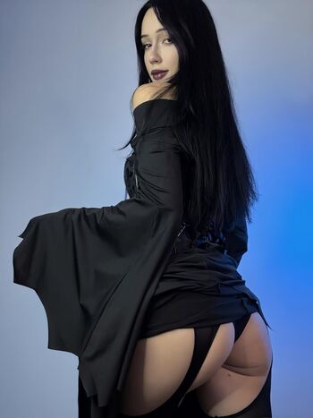 B_u_l_o_c_h_k_a (bulochkatyt)