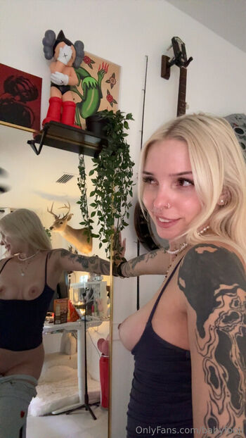 babyfooji / peachtot