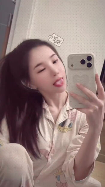 Full leaked Babymangpor page private onlyfans photo