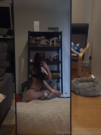 Full leaked Babyporo private onlyfans photo