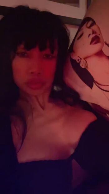 Bai Ling