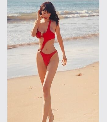 Full leaked Bai ling private onlyfans photo