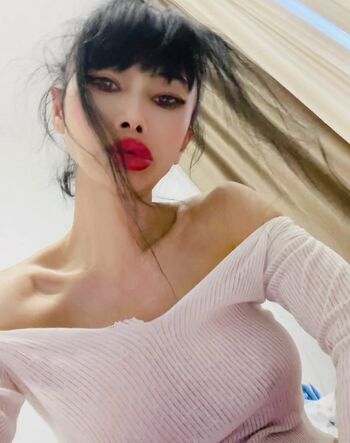 Full leaked Bai ling  page private onlyfans photo