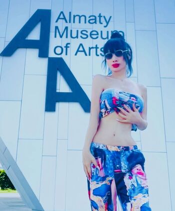 Full leaked Bai ling  page private onlyfans photo