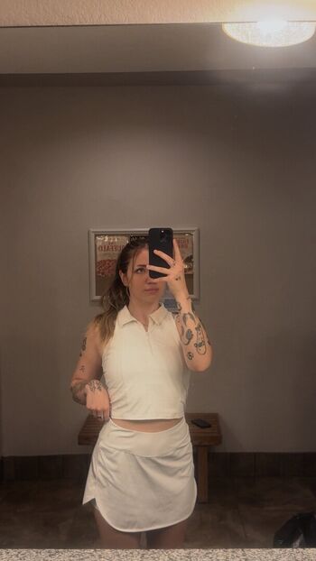 Full leaked Baileygoat private onlyfans photo