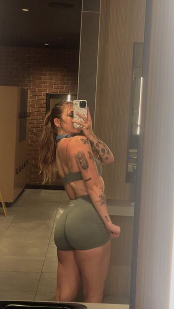 Full leaked Baileygoat private onlyfans photo