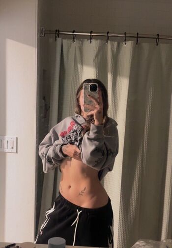 Full leaked Baileygoat private onlyfans photo