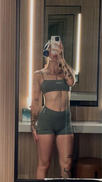 Full leaked Baileygoat private onlyfans photo