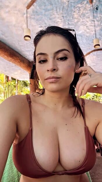 Full leaked Bananinbananon private onlyfans photo
