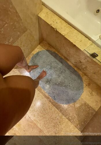 Full leaked Bananinbananon private onlyfans photo