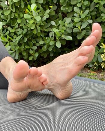 Full leaked Barearchedbeauty page private onlyfans photo