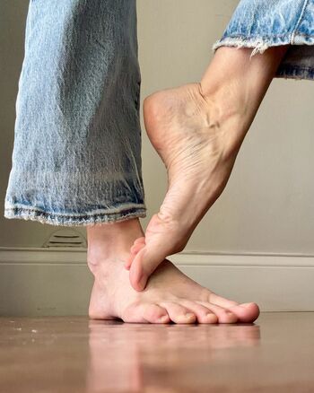 Full leaked Barearchedbeauty private onlyfans photo