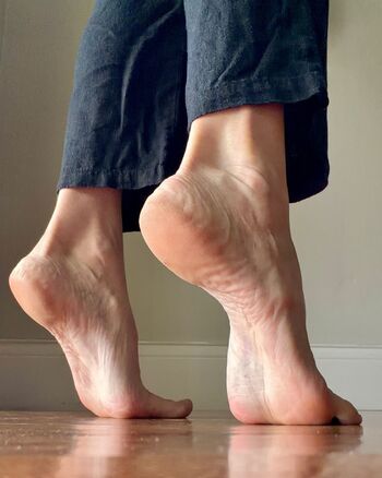 Full leaked Barearchedbeauty private onlyfans photo