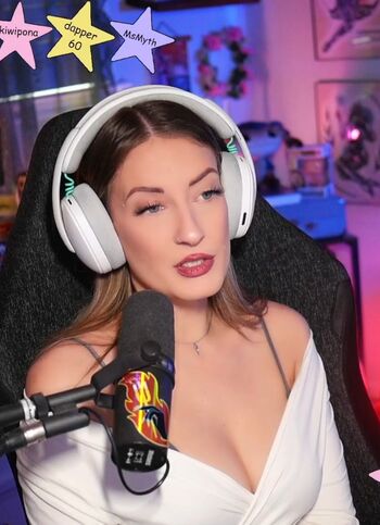 Full leaked Basicwitgirl private onlyfans photo