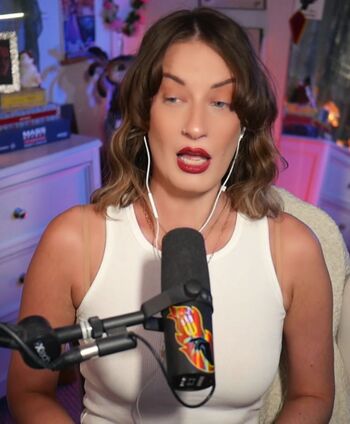 BasicWitGirl