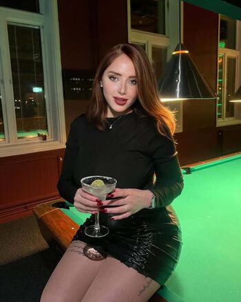 Full leaked Batoul hasroumi private onlyfans photo