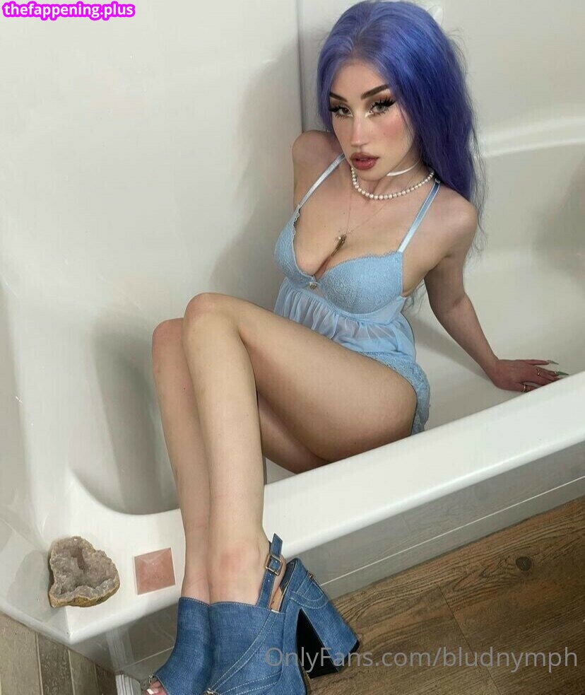 Bbblud / bludnymph Naken OnlyFans Foto #16
