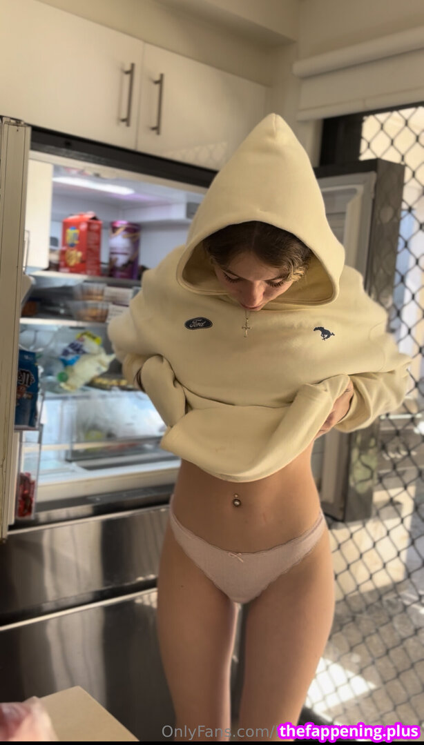 bbethanydavison / bbethbaby Nude OnlyFans Photo #18