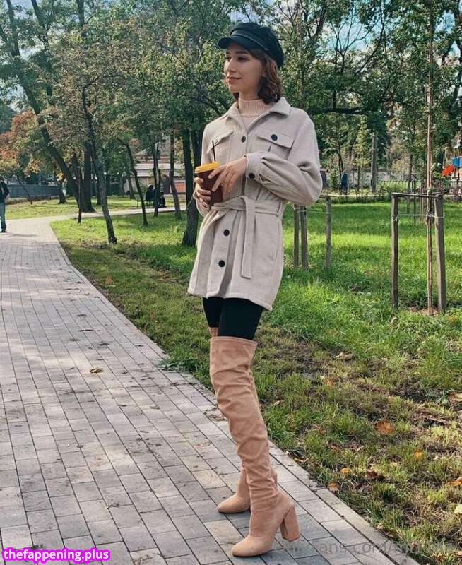 Tisha / bbgirltiiisha / hiitsmetisha / https: / iloveyoutiii Naken OnlyFans Foto #1