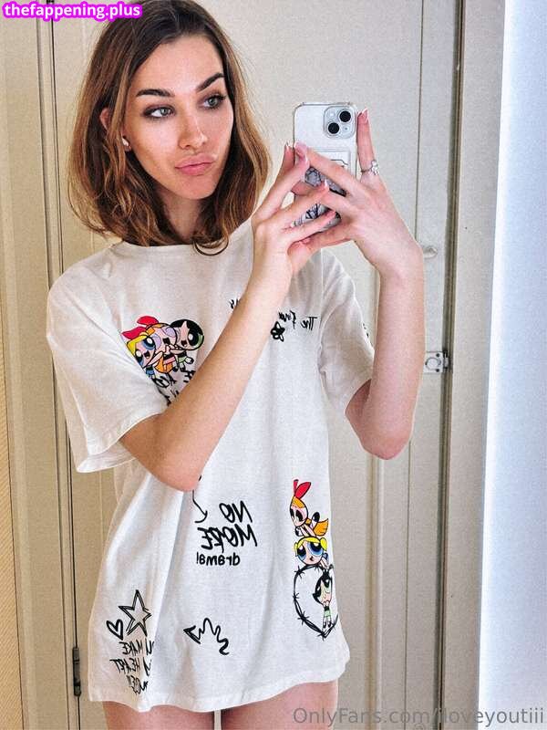 Tisha / bbgirltiiisha / hiitsmetisha / https: / iloveyoutiii Nude OnlyFans Photo #11