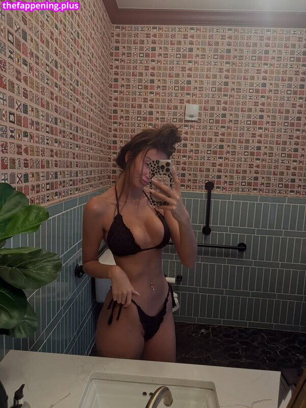 BBLOVIIEG Nahá OnlyFans fotografie #4