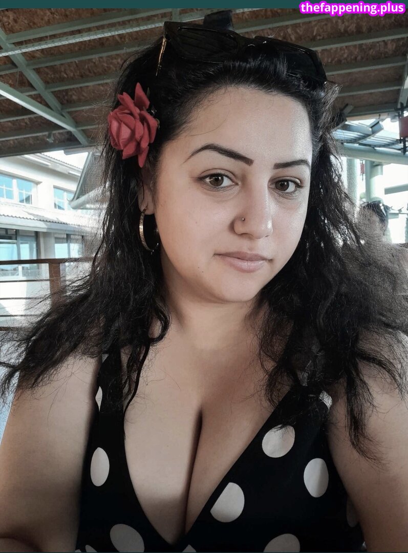 BBW / bbw_layla / chubby / curvy ladies / embersweetsvip / https: / monafaith / norarosejeanxx / vichotflix Naken OnlyFans Foto #19