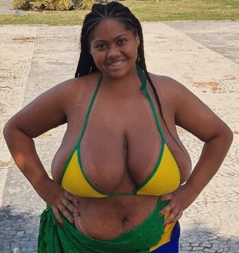 Full leaked Desireeluckey/ private onlyfans photo