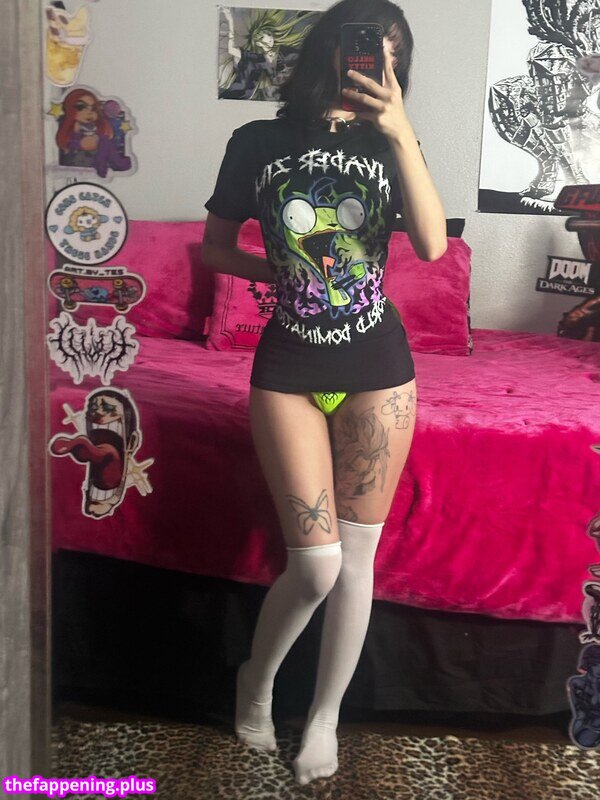 Bby.xandra / goth.girl.xandra / https: Çıplak OnlyFans Fotoğrafı #3